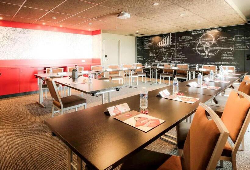 Отель Ibis Niort Est Mendes France