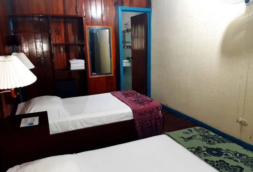 酒店 Lapalapa Beachfront