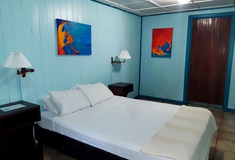 酒店 Lapalapa Beachfront