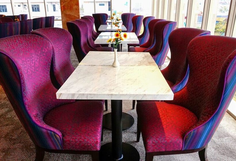 Louis Kienne Hotel Pandanaran