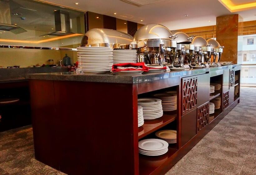 Louis Kienne Hotel Pandanaran