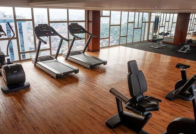 Louis Kienne Hotel Pandanaran