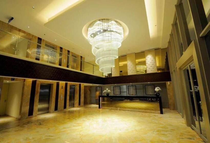 Louis Kienne Hotel Pandanaran