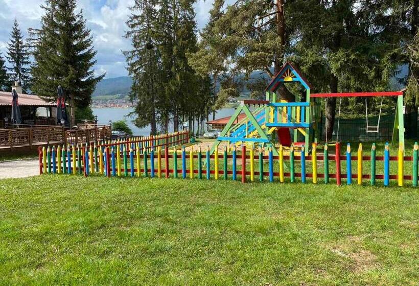 בית מלון כפרי Merdjan