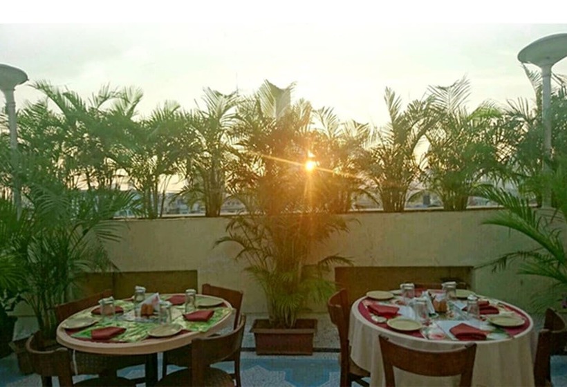 فندق Mogul Palace   Near Masjid Bunder Mumbai