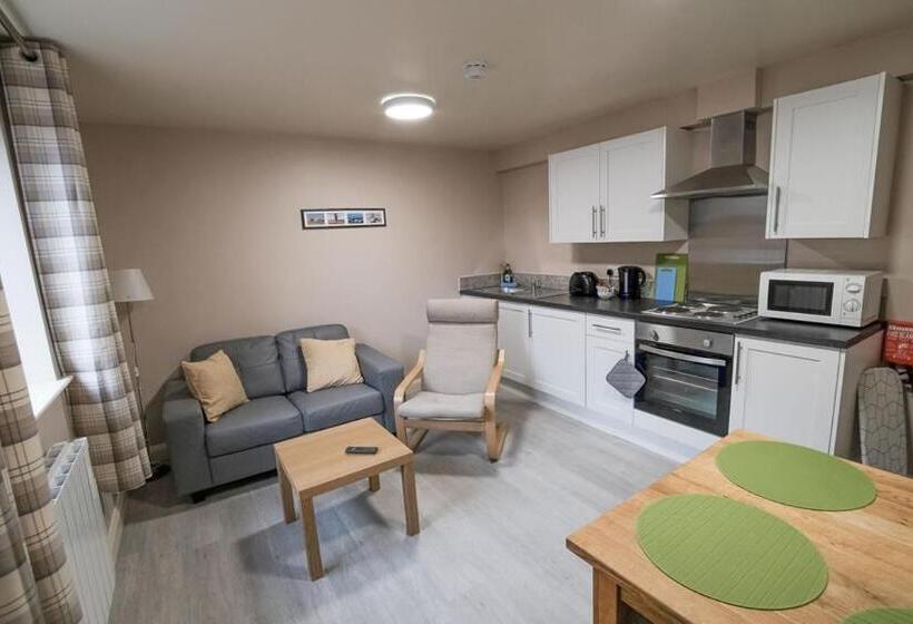 Отель Morecambe Rooms