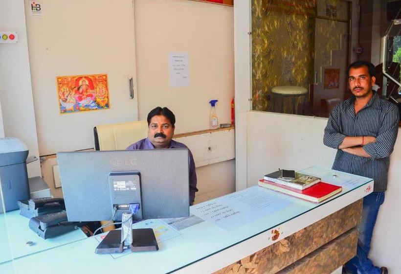 Отель Nakoda Palace, Ujjain