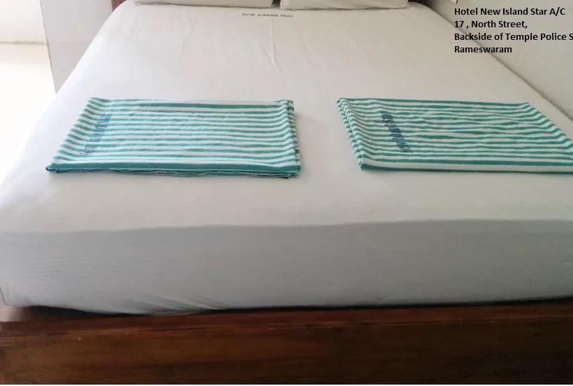 Hotel New Island Star  " Ramanathasamy Temple View "