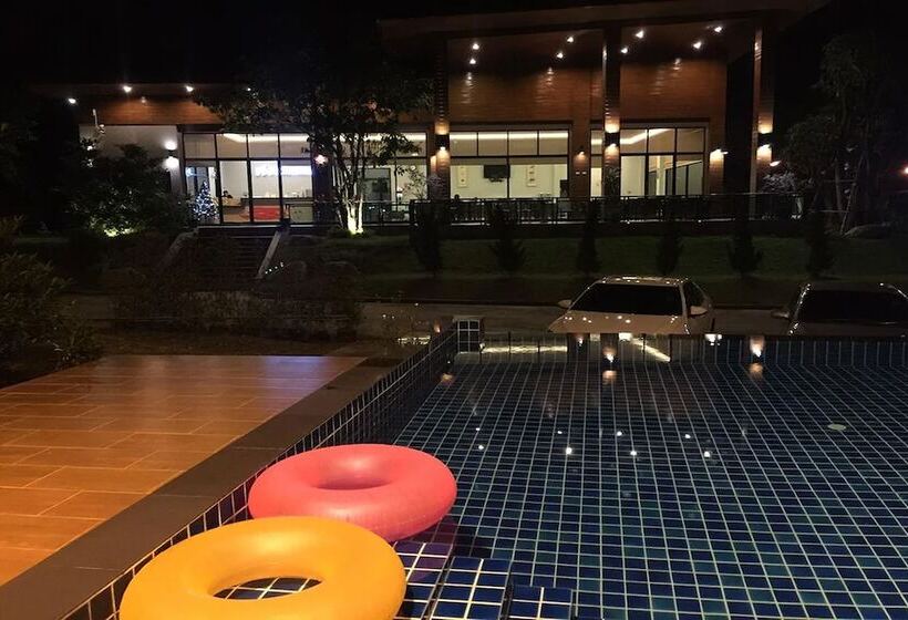 호텔 Nutchana Hill Boutique