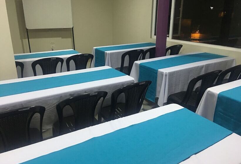 فندق Rey Salomón