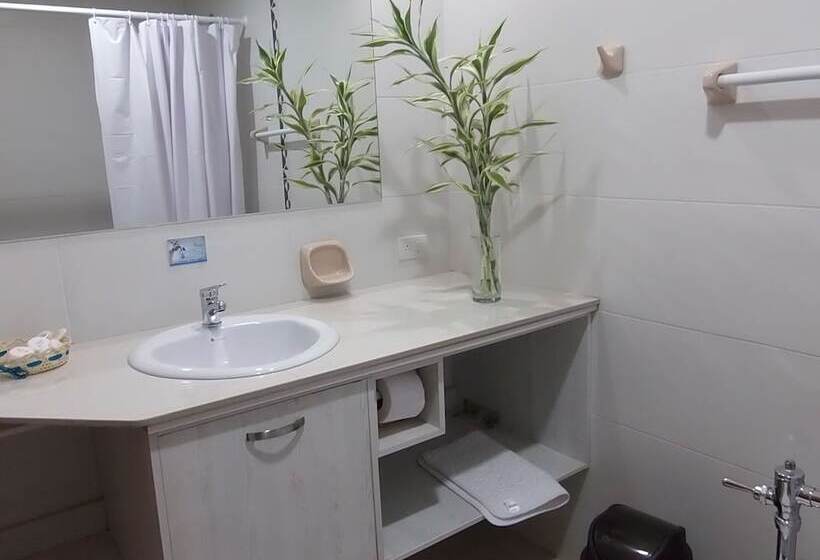 فندق Rey Salomón