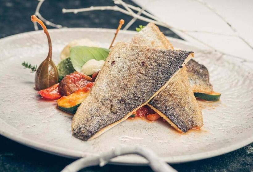 هتل Schneekarhütte