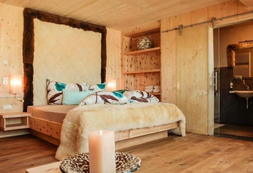 هتل Schneekarhütte