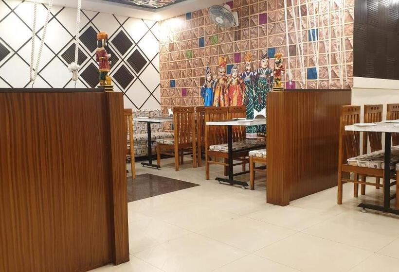 Отель Shri Kalyan