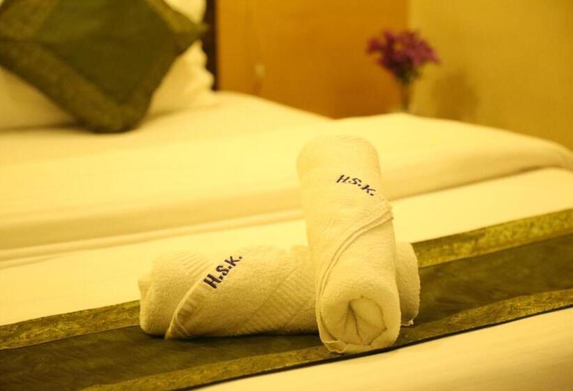 Отель Shri Kalyan