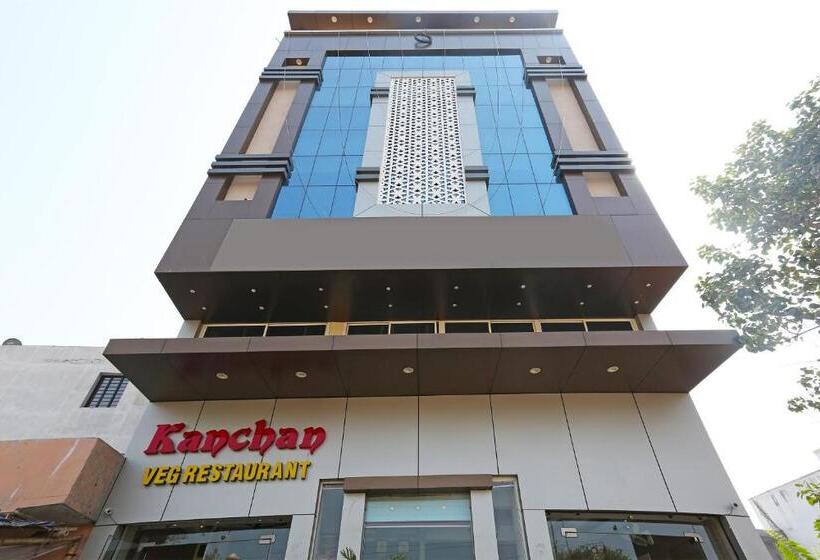 Отель Shri Kalyan