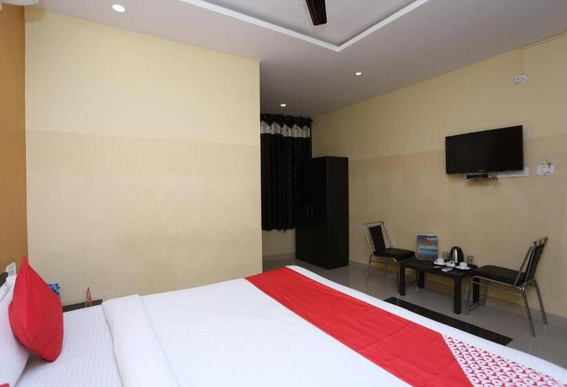 Отель Shri Kalyan