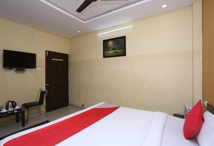 Отель Shri Kalyan