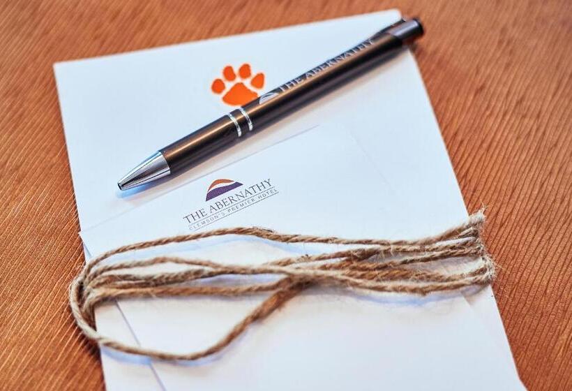 ホテル The Abernathy