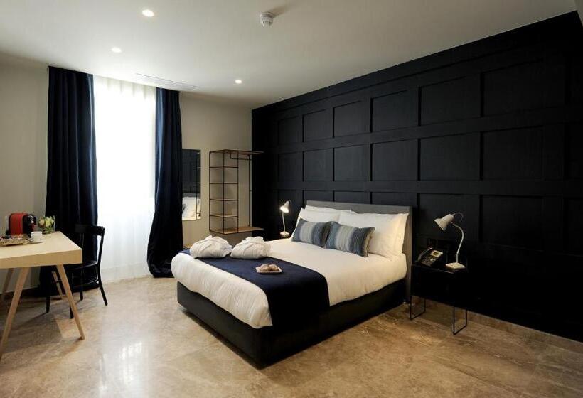 هتل The Manoel Boutique