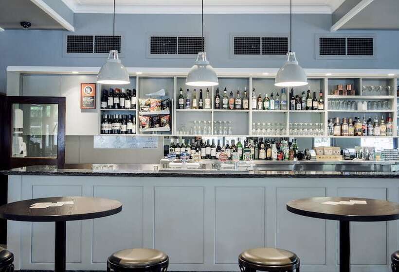 Отель The North Sydney