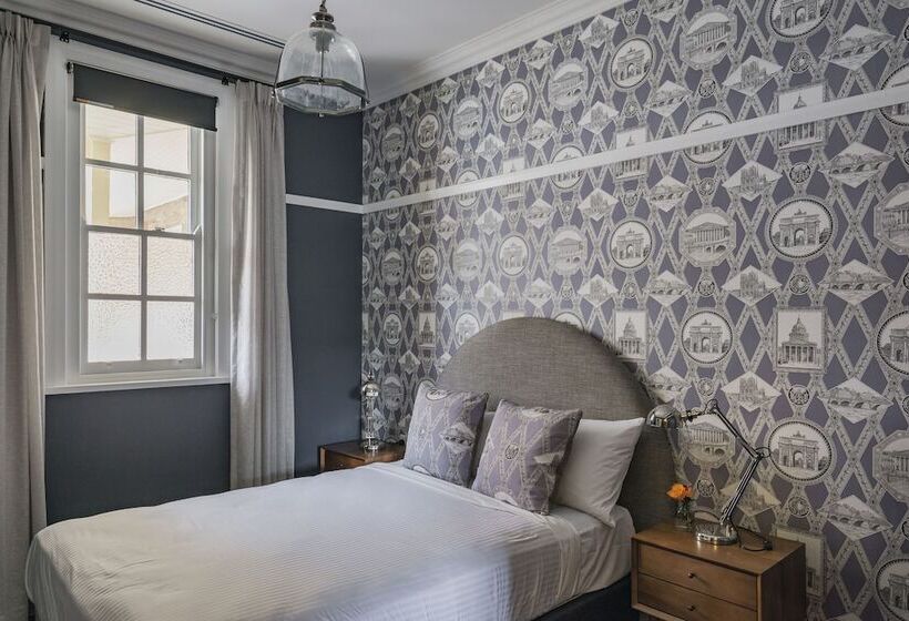 Отель The North Sydney