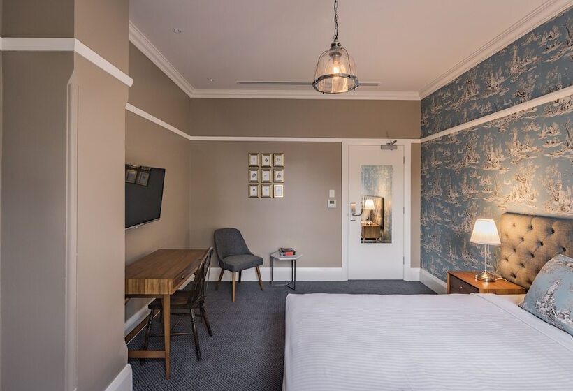 Отель The North Sydney