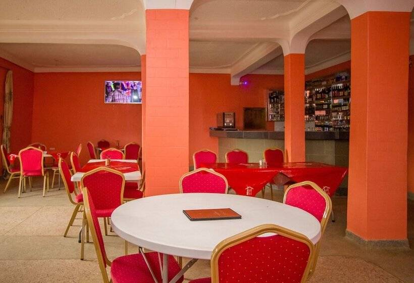 هتل Vienna Golden