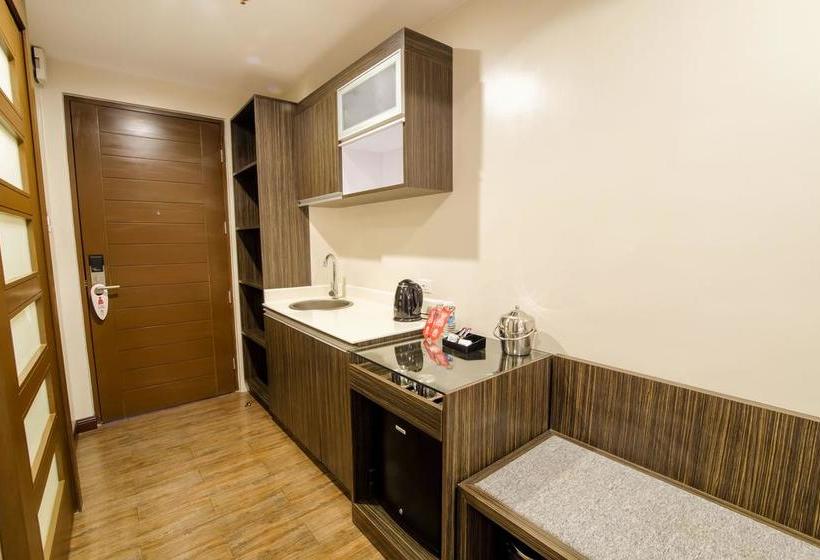 Отель Zen Rooms West Avenue