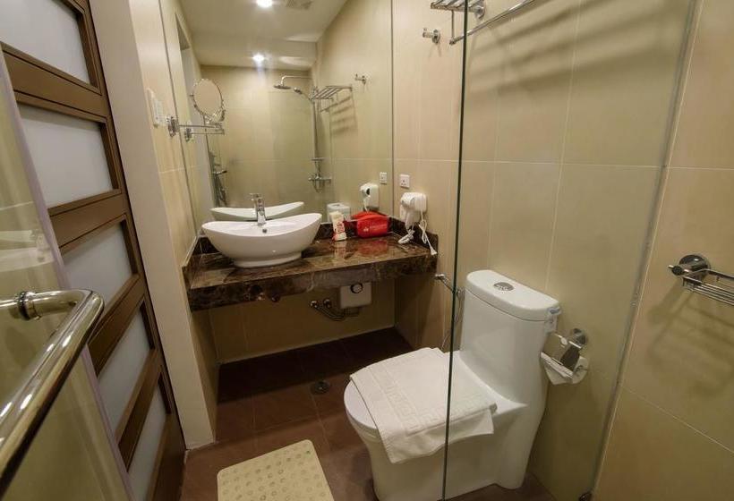 Отель Zen Rooms West Avenue