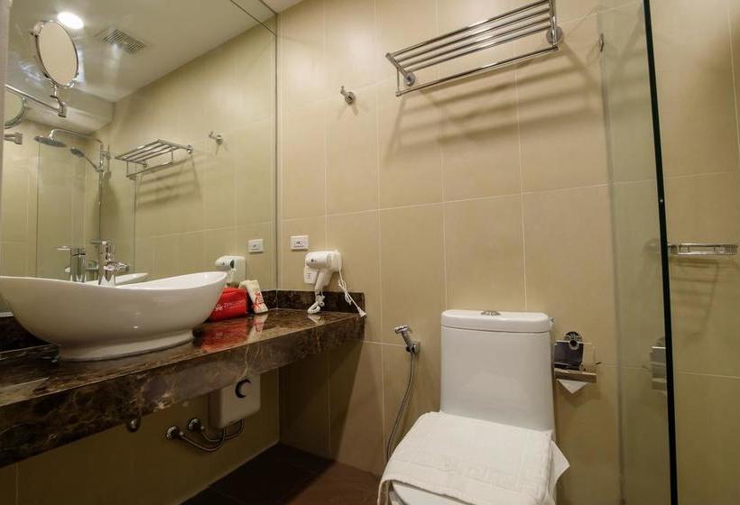 Отель Zen Rooms West Avenue