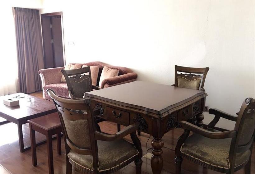 בית מלון כפרי James Joyce Coffee  Chengdu Wuhou Lijiao Metro Station Shuangnan