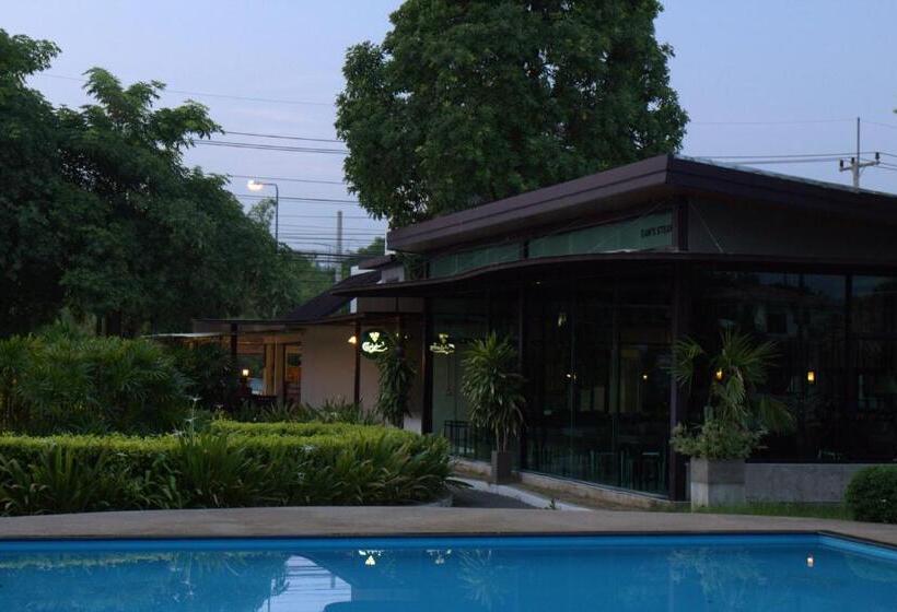 Paklop Resort
