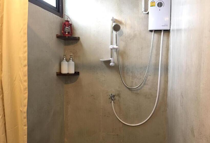 הוסטל Talardkao Balcony Krabi