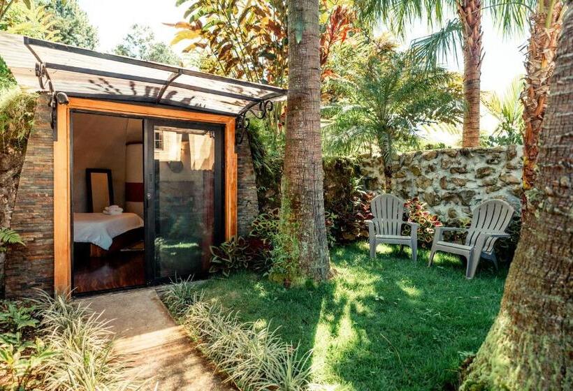 호스텔 Bambuda Castle