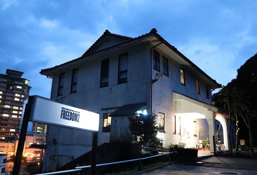 Freedom2 Hostel