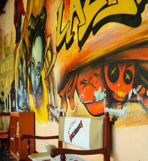 هاستل Hostal Lazybones