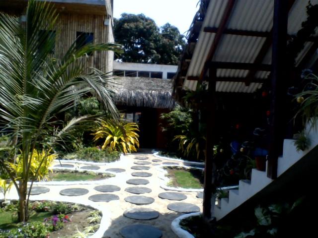 هاستل Hostal Surf Olón