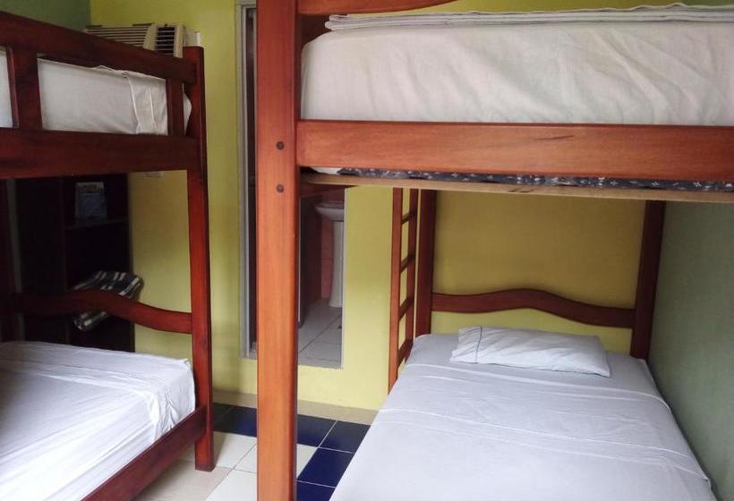 فندق صغير Hostal Surf Olón