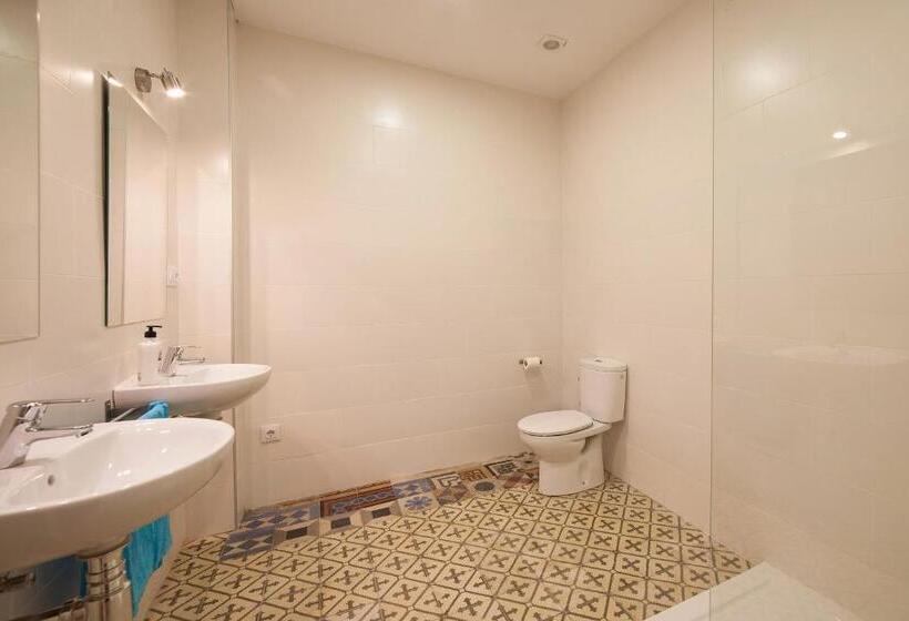 住宿加早餐  Bed In Girona