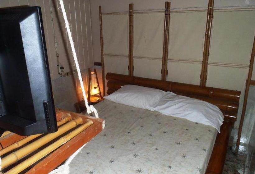 Bed and Breakfast Jarabacoa Family Hostel