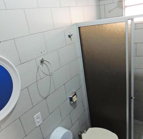 Cabanas Hostel & Suites