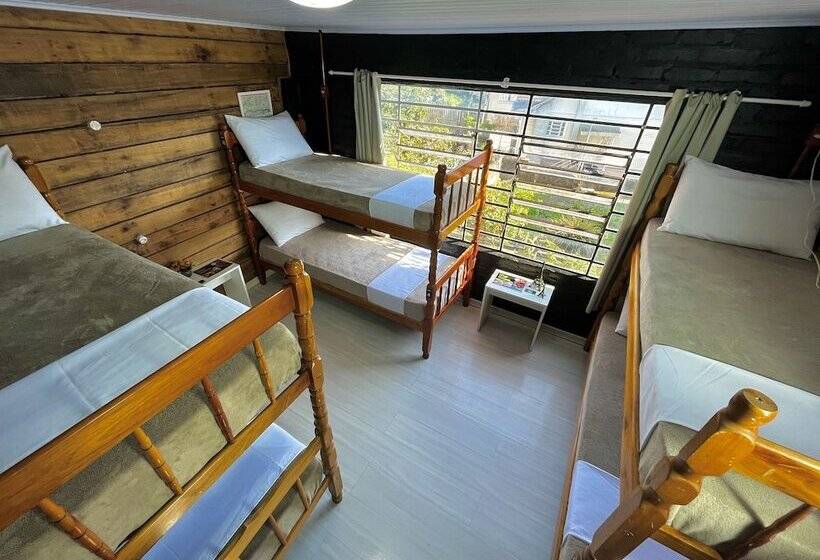 Casa Do Rogério Hostel