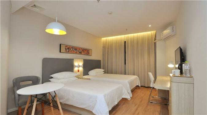 Elan Hotel Nanjing North Daqiao Road Red Sun Plaza