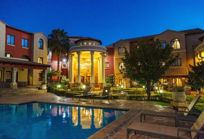 Отель Forever  At Centurion