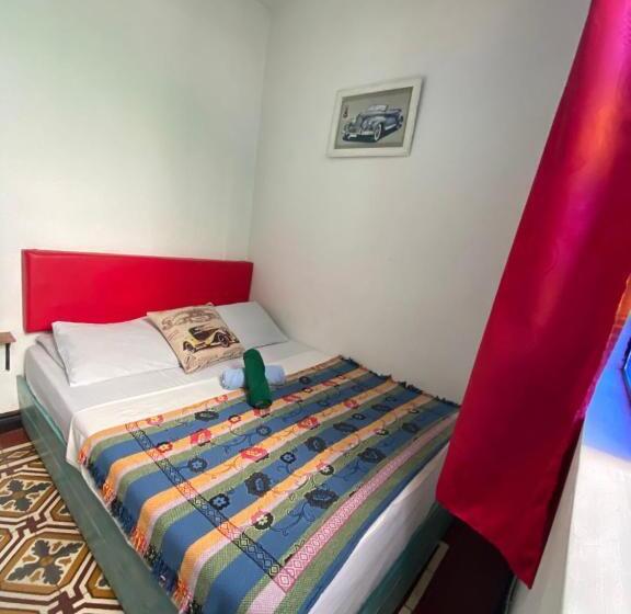 Havana Hostel Cali & Dance School