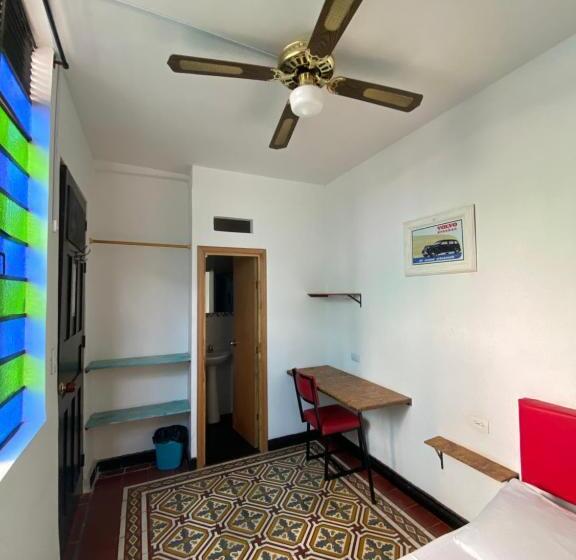 Havana Hostel Cali & Dance School