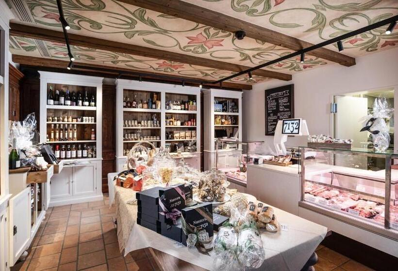 Отель 7132 Glenner