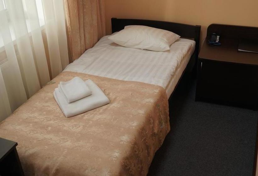 בית מלון כפרי Akvatel