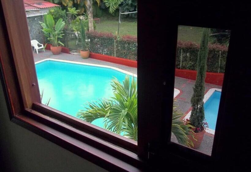 בית מלון כפרי Cabañas Las Bifloras